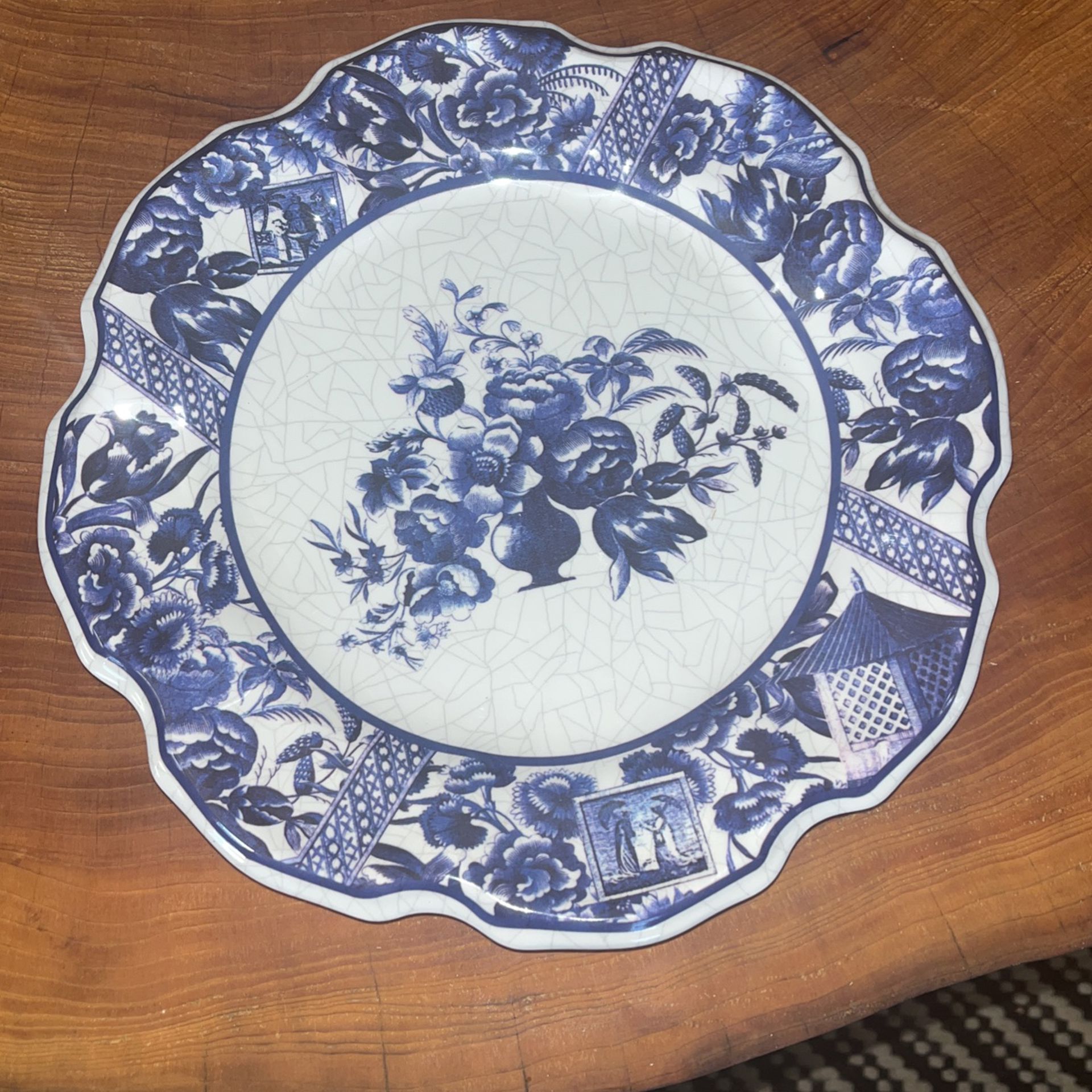 Winterthur Collectible Blue Flower Decorative Plates