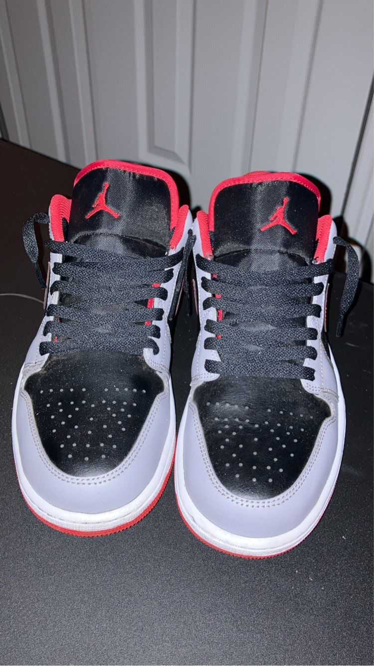Jordan 1 Low