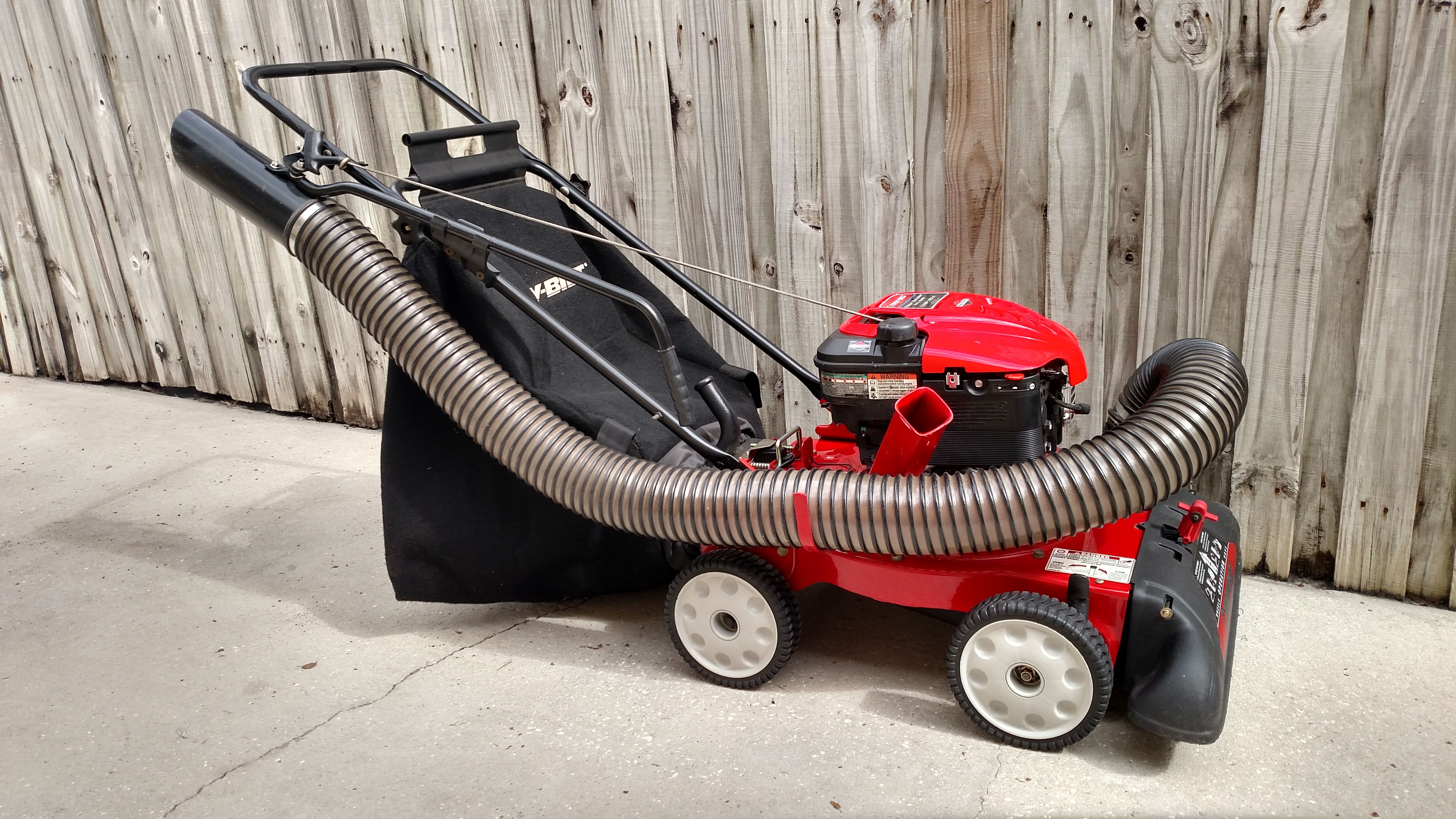 Troy-Bilt Chipper Shredder Vacuum 24B-060F766