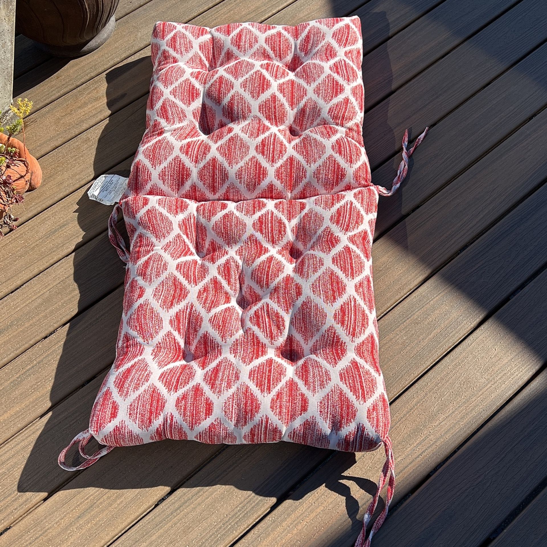 Like New Patio Chair Cushions X 4 for Sale in Orting, WA OfferUp