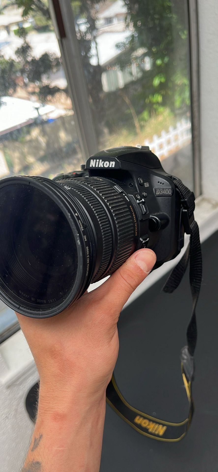 d3400