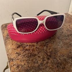 Robert Mark Female Glasses 