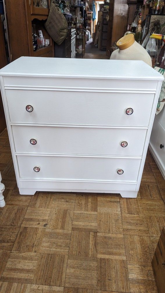 Vintage White Dresser Chest 