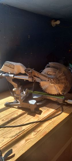 Ryobi 12" Compound Sliding Mitre Saw
