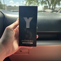 YvesSaintLaurent Le parfum