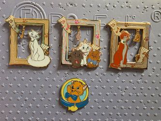 Aristocats Disney pins!