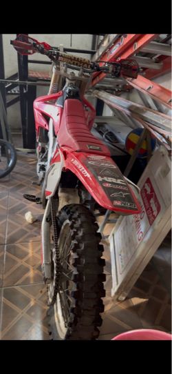 Honda CRF450R dirtbike 2006