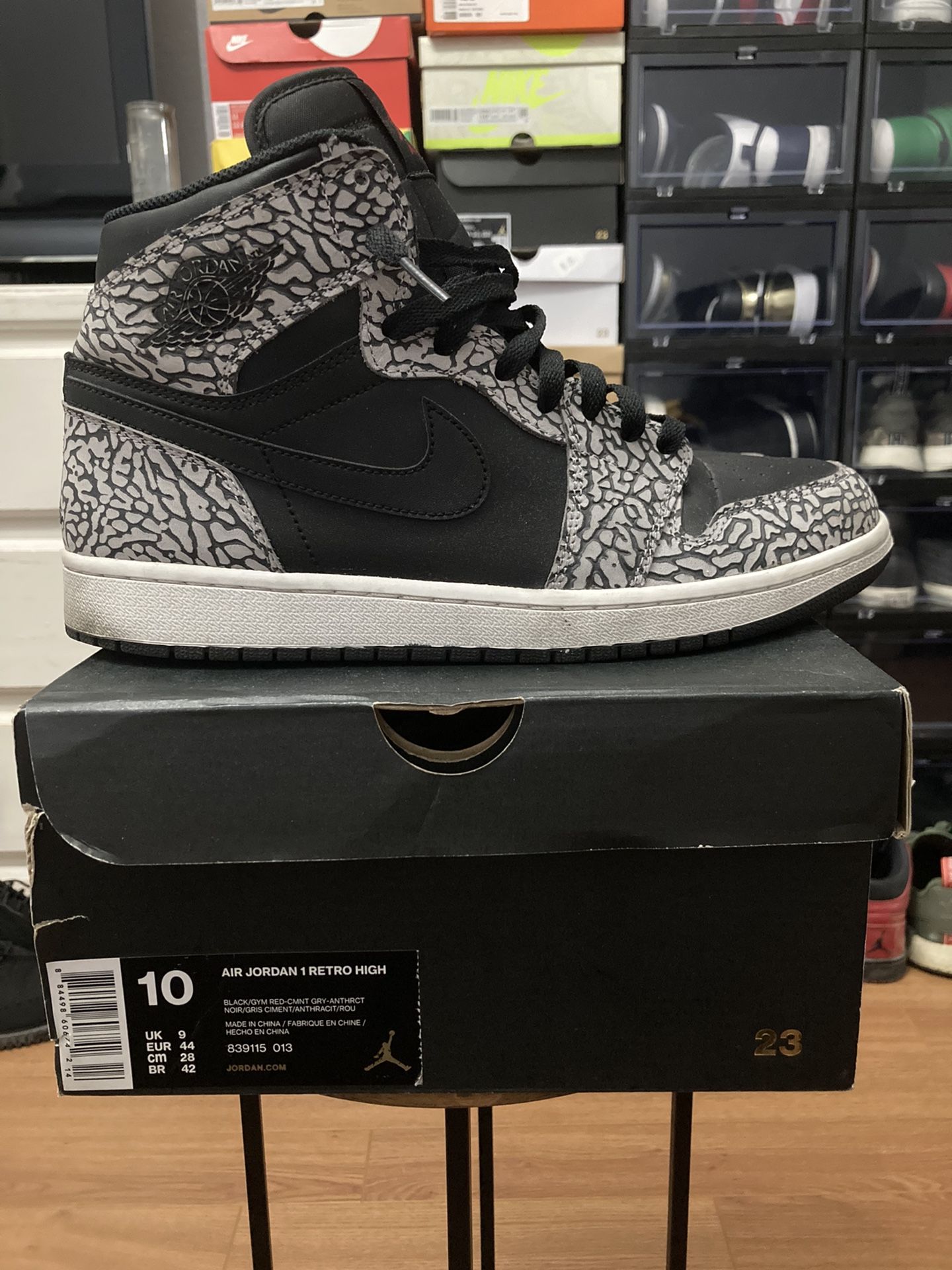 Air Jordan 1 Retro High
