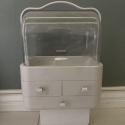 Skincare Markup Organizer
