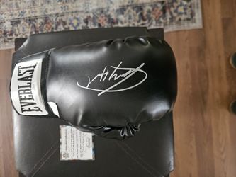 Larry Holmes Signed Black Boxing Glove With Coa