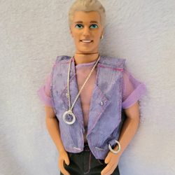 MATTEL 1992 MAGIC EARRING KEN DOLL