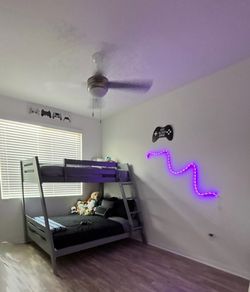 Grey Twin/Full Bunkbed