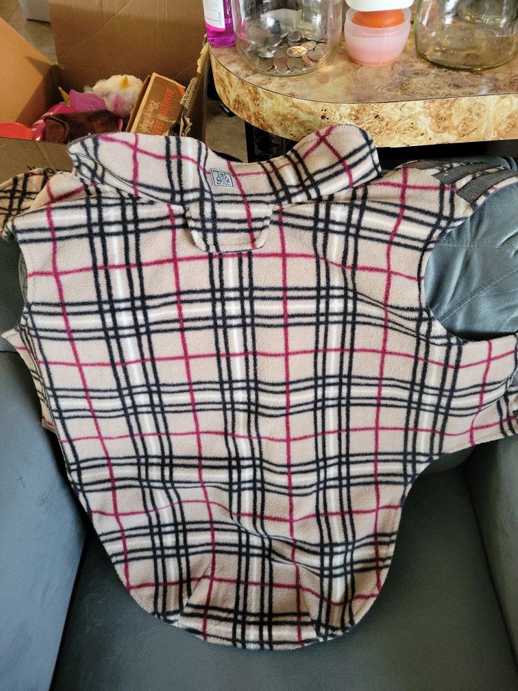 RC Pets Size 22, Med To LG Dog Coat
