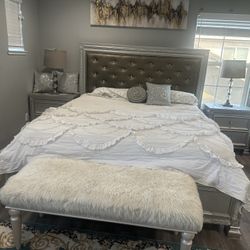 King Bed With Tow  Bedside table and  Dressing table and mattress and long chair and lamp The price 800$