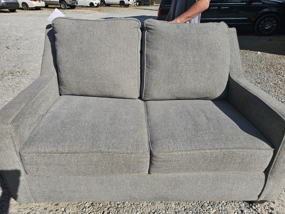Couch And Loveaeat
