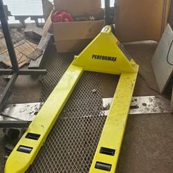 Lime Green Pallet Jacks $249-299 Lots Available 
