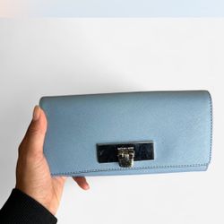 NWT Michael Kors Callie Sky Blue Leather Carryall Wallet