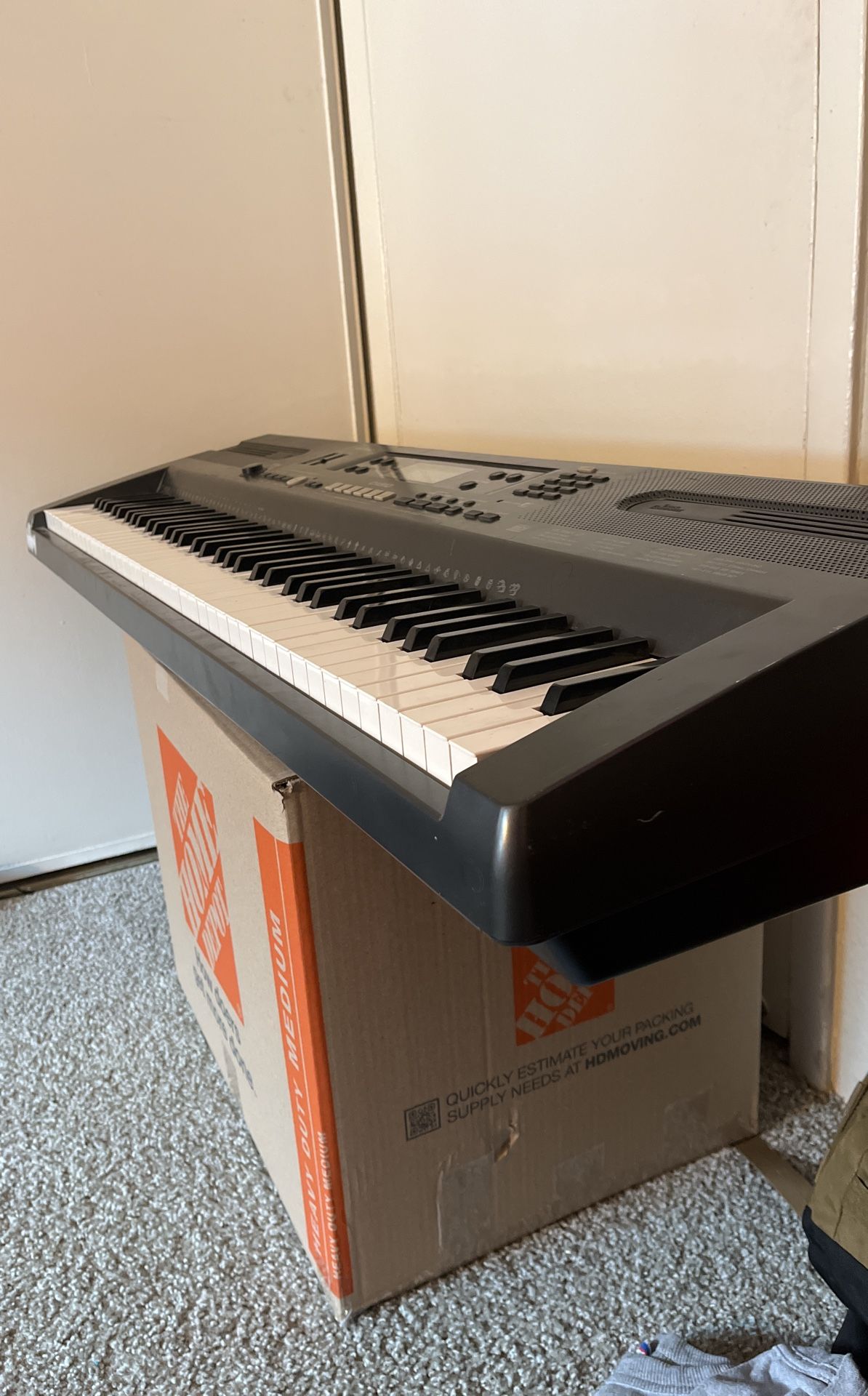 Casio WK-110 Keyboard Piano