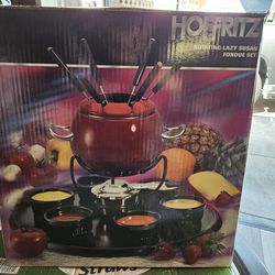 Red Hoffritz Fondue Set new open box