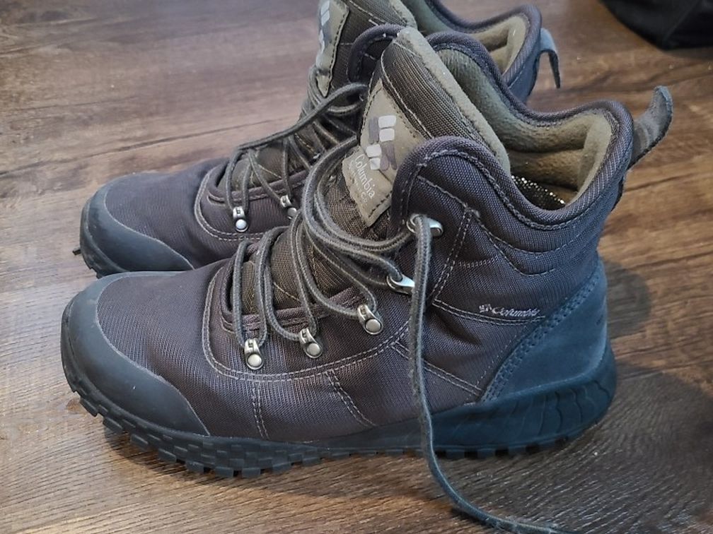 Columbia Men's Fairbanks Omni-Heat 200g Waterproof Winter Boots