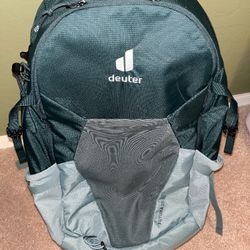 Deuter 25SL Women’s Hiking Pack