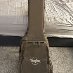 Taylor  Grand Auditorium Guitar Gig Bag 