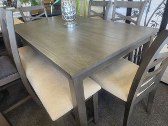 BRAND NEW DINING TABLE (60" x 38" x 30"H) + 4 CHAIR + BENCH