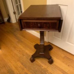 Ca 1840 Work Stand