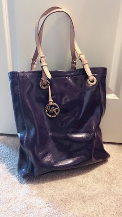 Micheal Kors bag for 30