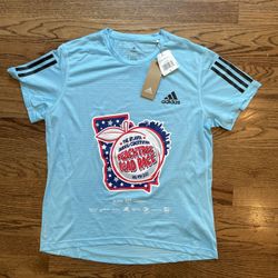 Adidas Woman's Peachtree Road Race 2022 Official T Shirt Size Large NWT. Condition is brand new! It measures approximately 19.5" pit to pit and 26.5 t