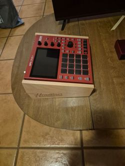 Akai Mpc one + standalone sampler and drum machine