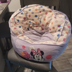 Minie Mouse Chair