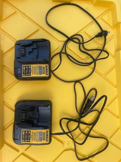 DeWALT DCB107 12V/20V MAX Lithium-Ion Battery Chargers (2 Pack)