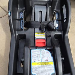 Graco Click Connect Carseat base