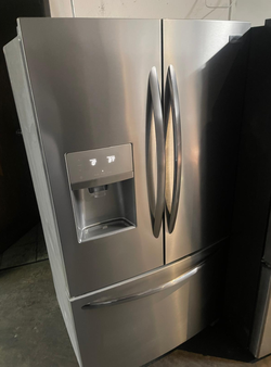 Deal: Frigidaire Gallery French Door Refrigerator w/ Dispenser