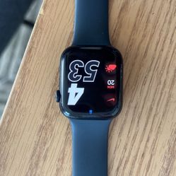 Apple Watch Series 8
