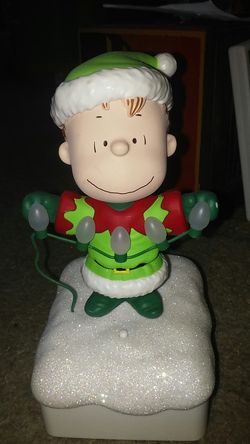 Peanuts Linus String of Lights Christmas OrnMent