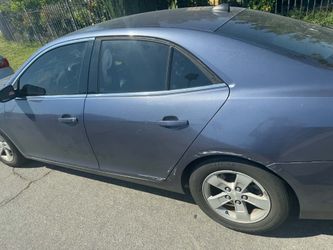 2013Chevy Malibu LS Sedan