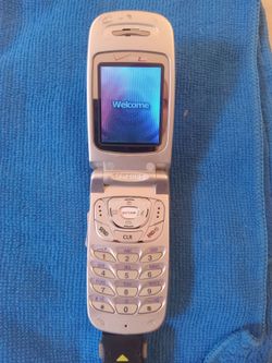 Samsung Verizon Flip Phone Silver