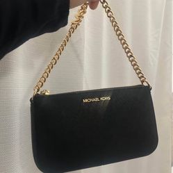 Michael Kors Purse 🖤🖤🖤⭐️⭐️