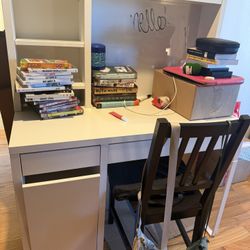 White Desk 