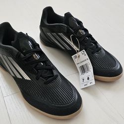 Mens Adidas F50 League IN Indoor Soccer Futsal (IF1332) Shoes Size 7 Black Gum

Brand New and authentic. Size 7. Will ship out same/ next day.