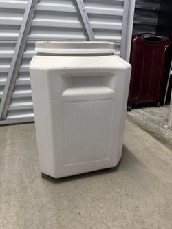 Gamma Vittles Vault Plus Pet Food Container 50 lbs Large