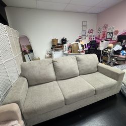 Great condition/LIKE NEW