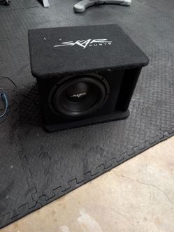 Skar 10" w/amp and box $240