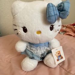 Hello Kitty Plushie 