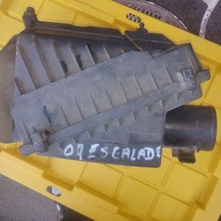 2009  Cadillac Escalade Air Box Parts 