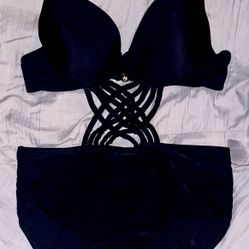 Women’s Crisscross Swimsuit -Black Size L