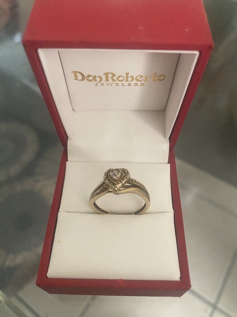 Engagement ring π 14k Gold A Heart With Diamonds