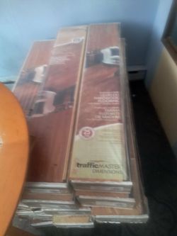 Hard wood floors 20 box’s